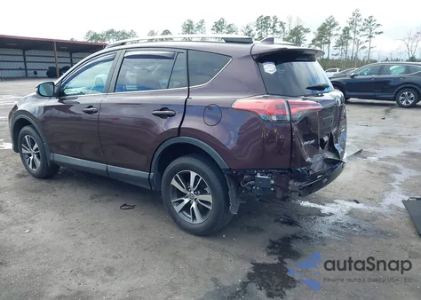 2018 Toyota Rav4 Xle z USA, uszkodzony, nr VIN 2T3RFREV1JW736845